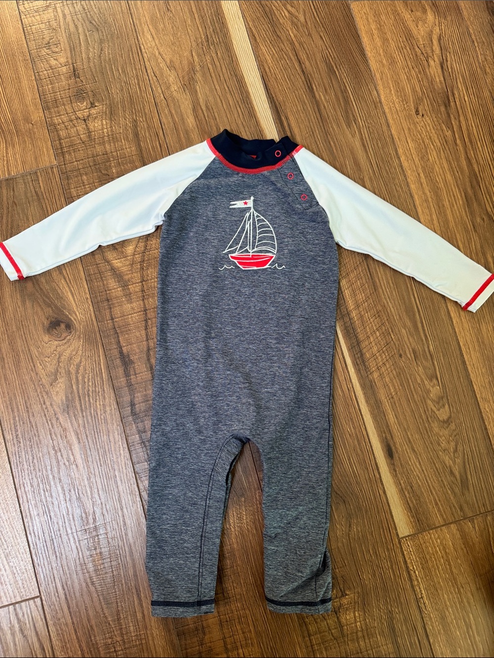 NWOT Coolibar Kids One-Piece Rashguard Swimsuit in Blue, White & Red
